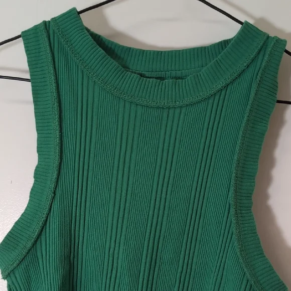 Zara Emerald Ribbed Tank Top - Picture 9 of 13